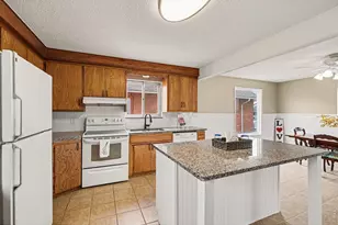 427 Cheyenne Ave, Eaton, CO 80615 - Photo 9