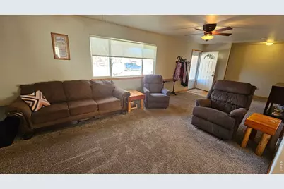 511 Rose St, Hillrose, CO 80733 - Photo 5