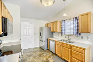 2958 Ash Ave, Greeley, CO 80631 - Photo 11