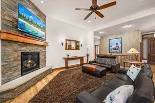 261 N Cove Dr, Loveland, CO 80537 - Photo 5