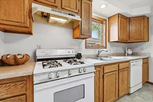 930 Kimbark St, Longmont, CO 80501 - Photo 11