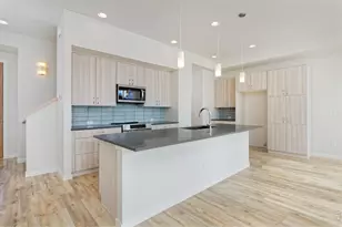 725 Kubat Ln, Longmont, CO 80503 - Photo 3