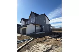 725 Kubat Ln, Longmont, CO 80503 - Photo 3