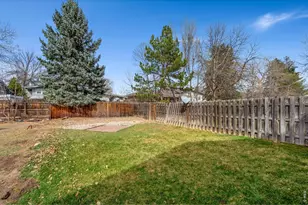 2052 Glenmoor Dr, Fort Collins, CO 80521 - Photo 21