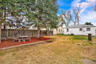 1915 7th St, Greeley, CO 80631 - Photo 21