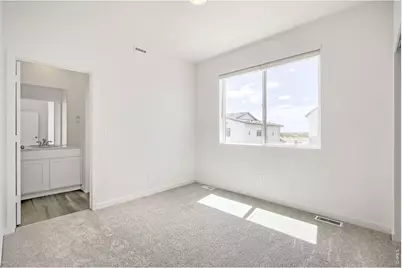 3554 Quincy Bay Pl, Loveland, CO 80538 - Photo 9
