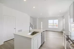 3554 Quincy Bay Pl, Loveland, CO 80538 - Photo 7