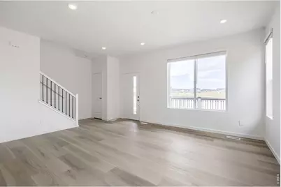 3554 Quincy Bay Pl, Loveland, CO 80538 - Photo 3