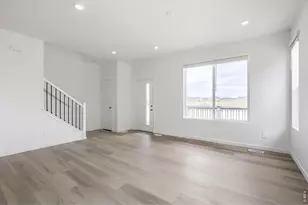 3554 Quincy Bay Pl, Loveland, CO 80538 - Photo 3