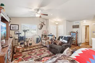 4318 Mariposa Ln, Evans, CO 80620 - Photo 5