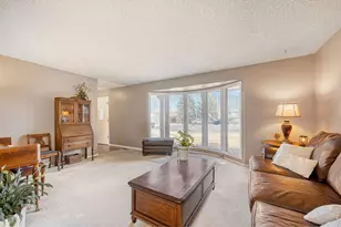 1617 Ithaca Ct, Longmont, CO 80503 - Photo 3