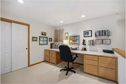 6006 Fox Hill Dr, Longmont, CO 80504 - Photo 23