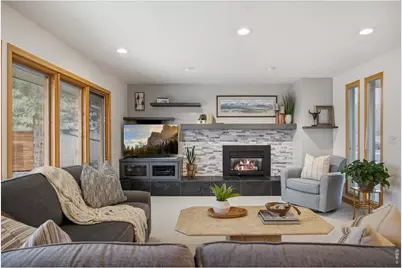 6006 Fox Hill Dr, Longmont, CO 80504 - Photo 11