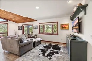 341 Homesteader Ln, Estes Park, CO 80517 - Photo 21