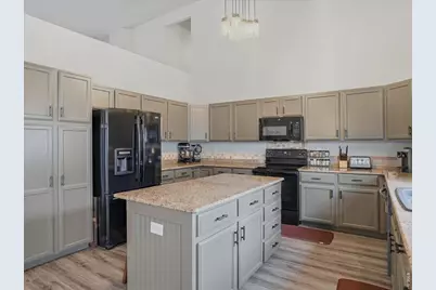 3325 Crazy Horse Dr, Wellington, CO 80549 - Photo 7