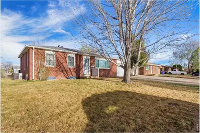 508 26th Ave Ct, Greeley, CO 80634 - Photo 3