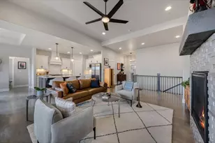 5602 Red Thunder Ct, Loveland, CO 80537 - Photo 9