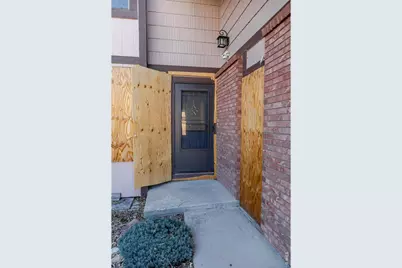 1345 Dogwood Ln, Longmont, CO 80501 - Photo 3