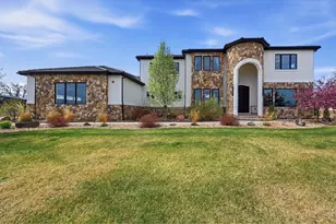 8680 Summerlin Pl, Longmont, CO 80503 - Photo 3