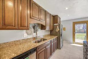 11520 E 2nd Ave, Aurora, CO 80010 - Photo 7