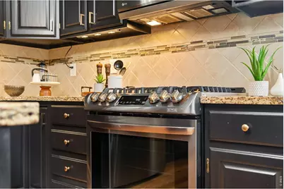 1006 Hinsdale Dr, Fort Collins, CO 80526 - Photo 13