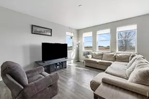 4327 Fox Grove Dr, Fort Collins, CO 80524 - Photo 3