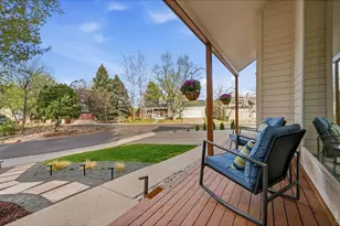 911 Cleveland Ct, Louisville, CO 80027 - Photo 3