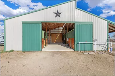 1613 Horseshoe Cir N, Longmont, CO 80504 - Photo 11