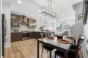 728 Stonebridge Dr, Longmont, CO 80503 - Photo 3