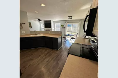 11129 York Way, Northglenn, CO 80233 - Photo 9