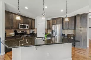 446 Heritage Ln, Johnstown, CO 80534 - Photo 5