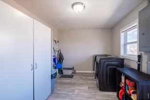 402 Cleveland St, Sterling, CO 80751 - Photo 9