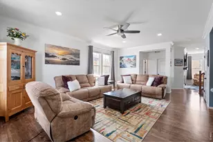 3247 Hawthorne Ln, Dacono, CO 80514 - Photo 7