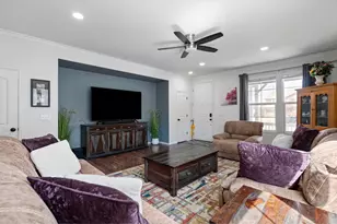 3247 Hawthorne Ln, Dacono, CO 80514 - Photo 9