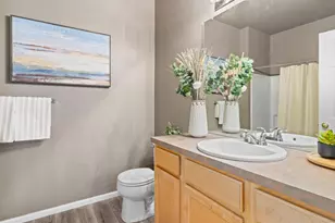 640 Gooseberry Dr, Longmont, CO 80503 - Photo 15