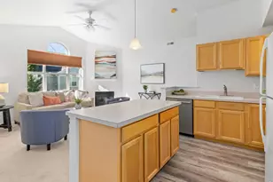 640 Gooseberry Dr, Longmont, CO 80503 - Photo 9