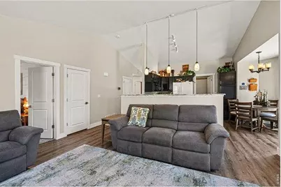 1210 Creekwood Ct, Windsor, CO 80550 - Photo 3