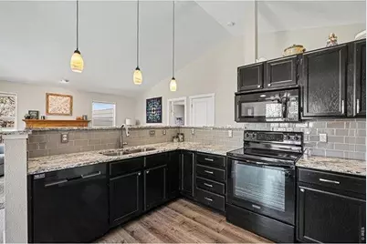 1210 Creekwood Ct, Windsor, CO 80550 - Photo 5