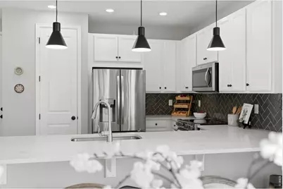 8990 E 61st Ave, Denver, CO 80238 - Photo 13