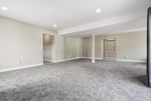 21251 E Smoky Hill Rd, Centennial, CO 80015 - Photo 33