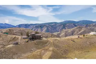 100 Sheep Mountain Ct, Livermore, CO 80536 - Photo 17