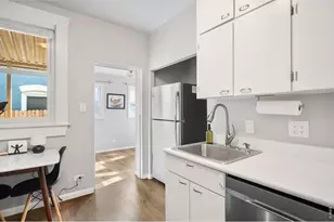 1070 Cook St, Denver, CO 80206 - Photo 7