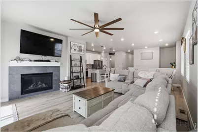 12777 Bay St, Firestone, CO 80504 - Photo 7