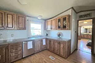 325 E 1st St, Ault, CO 80610 - Photo 7
