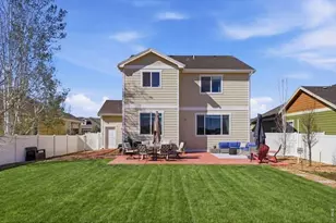1027 Canal Dr, Windsor, CO 80550 - Photo 31