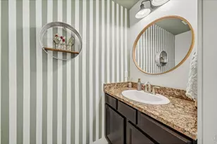 1027 Canal Dr, Windsor, CO 80550 - Photo 27