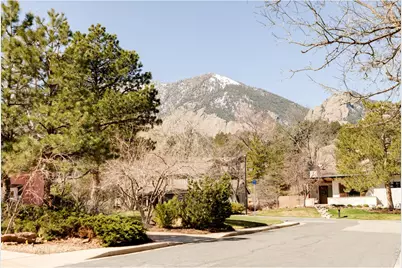 2575 Briarwood Dr, Boulder, CO 80305 - Photo 31