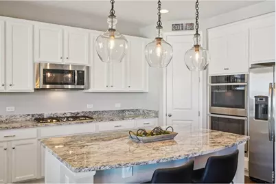 963 Pinecliff Dr, Erie, CO 80516 - Photo 11