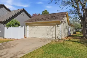 2060 Stoney Hill Ct, Fort Collins, CO 80525 - Photo 33