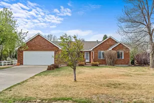 2243 Breckenridge Dr, Berthoud, CO 80513 - Photo 1